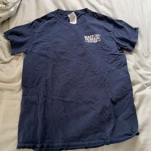 blue t shirt